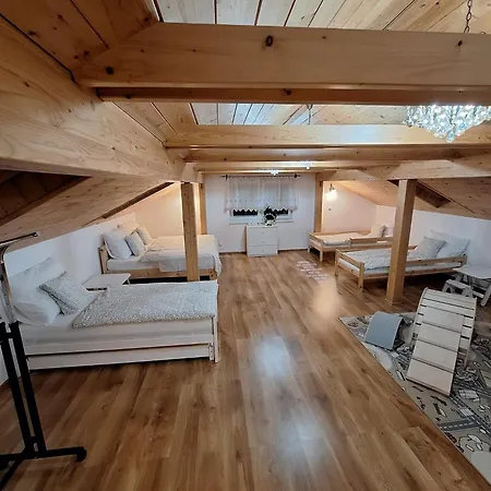 Pod Dubem Villa *