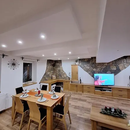 Pod Dubem Villa